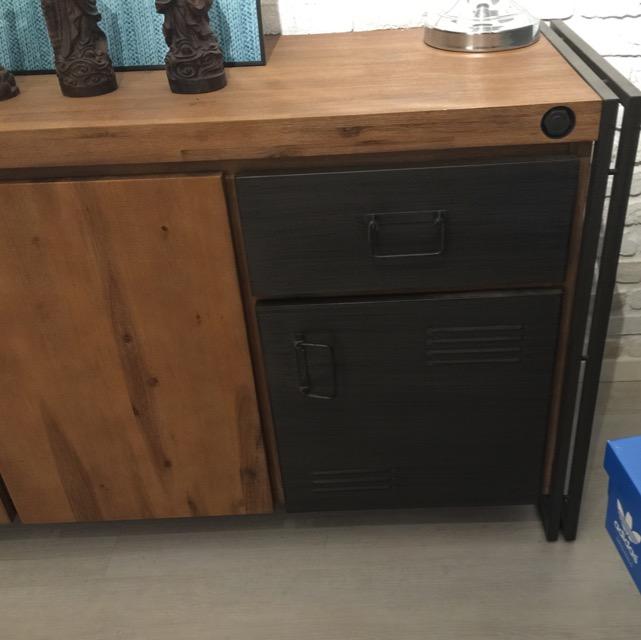 shoe or display cabinet 4.JPG