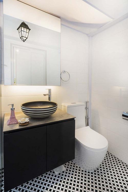 BLK 116A Jalan Tenteram_BathRoom_02 (1).jpg