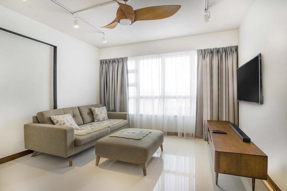 BLK 116A Jalan Tenteram_LivingRoom_01.jpg