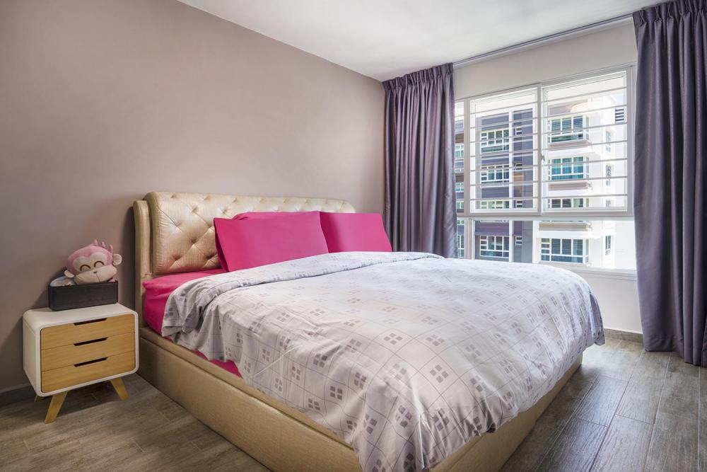 BLK 669B Edgefield Plains_Bedroom_01.jpg