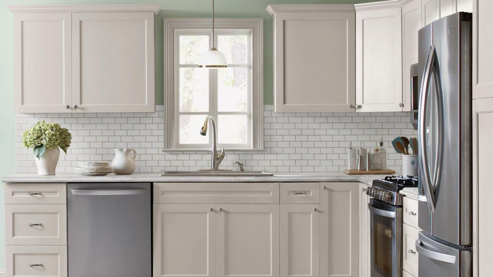 Soft-Gray-Kitchen-Cabinets.jpg