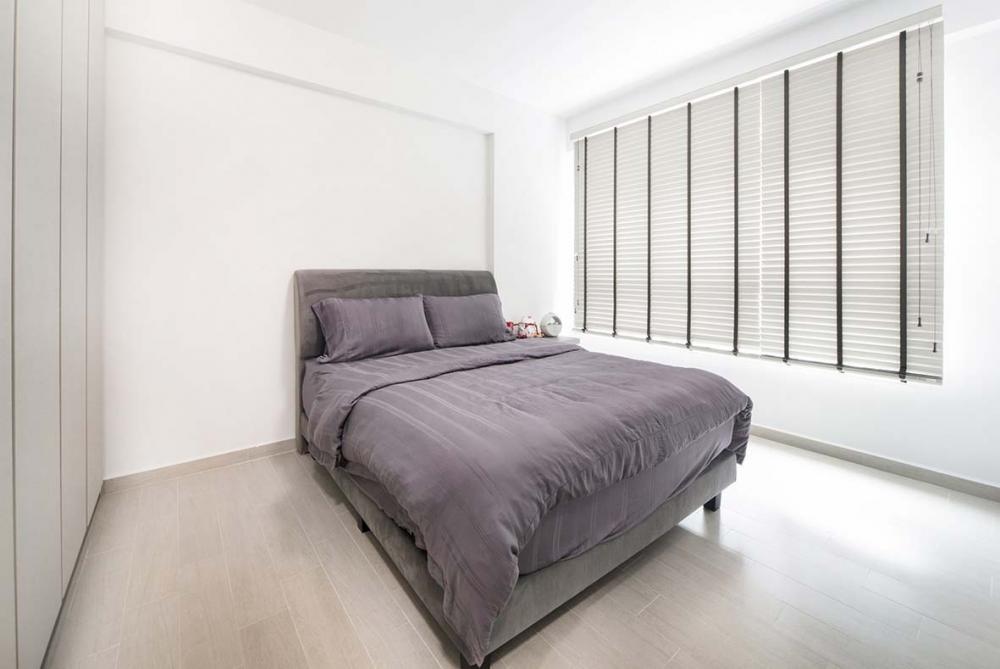 BLK 662A EdgedalePlains_BedRoom_01.jpg