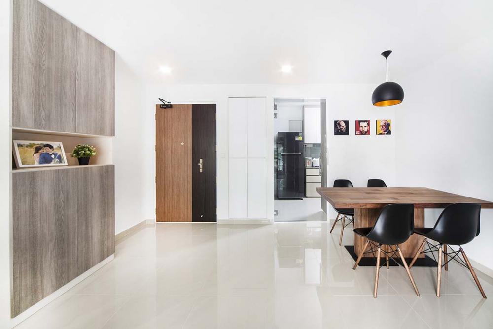 BLK 662A EdgedalePlains_DiningArea_01.jpg