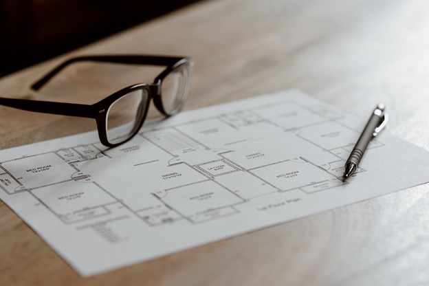 glasses on floorplan