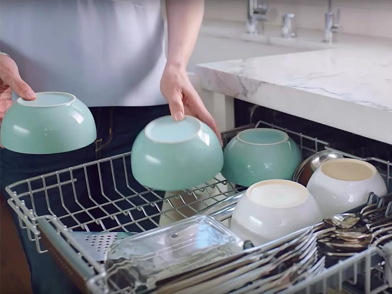 4 Uniquely Singaporean Dishwasher Myths, Debunked