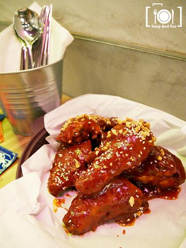 image for NEW Korean Fried Chicken Places In Singapore You Must Try