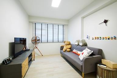 image for THIS 5 ROOM HDB FLAT HAS A REALLY UNIQUE FOCAL POINT